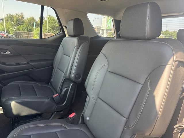 Certified 2021 Chevrolet Traverse LT w/ LT Premium Package AWD/4WD image 12
