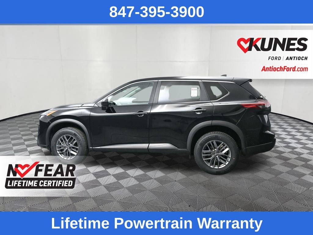 Used 2024 Nissan Rogue S image 6