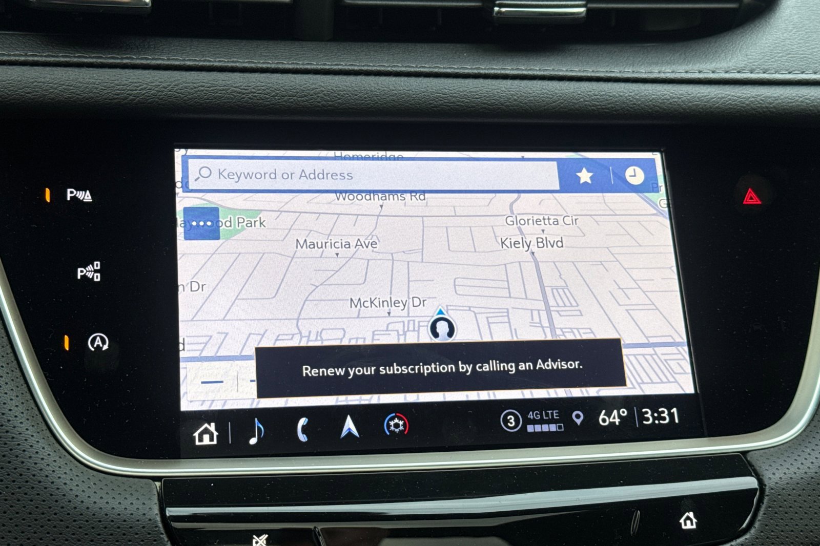 Used 2025 Cadillac XT5 Premium Luxury w/ LPO, Red Accent Package image 40