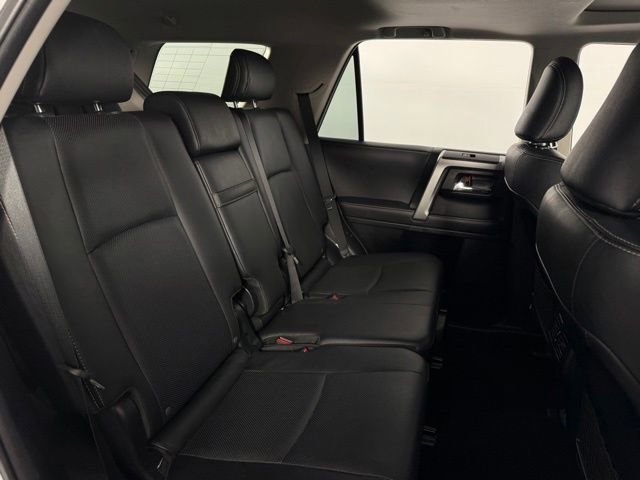 Used 2024 Toyota 4Runner Limited AWD/4WD image 17