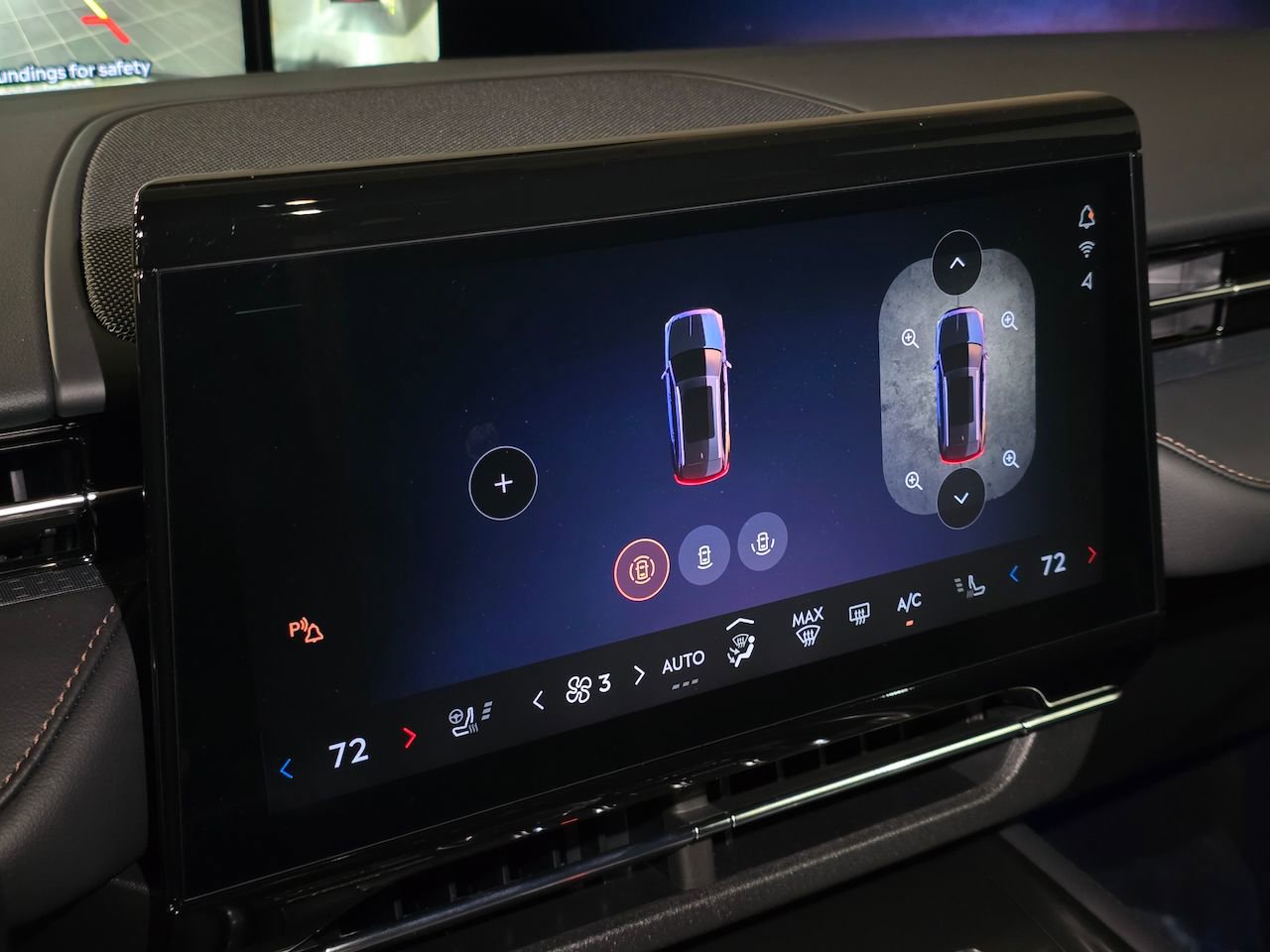 New 2024 Lincoln Nautilus Reserve w/ Equipment Group 203A image 30