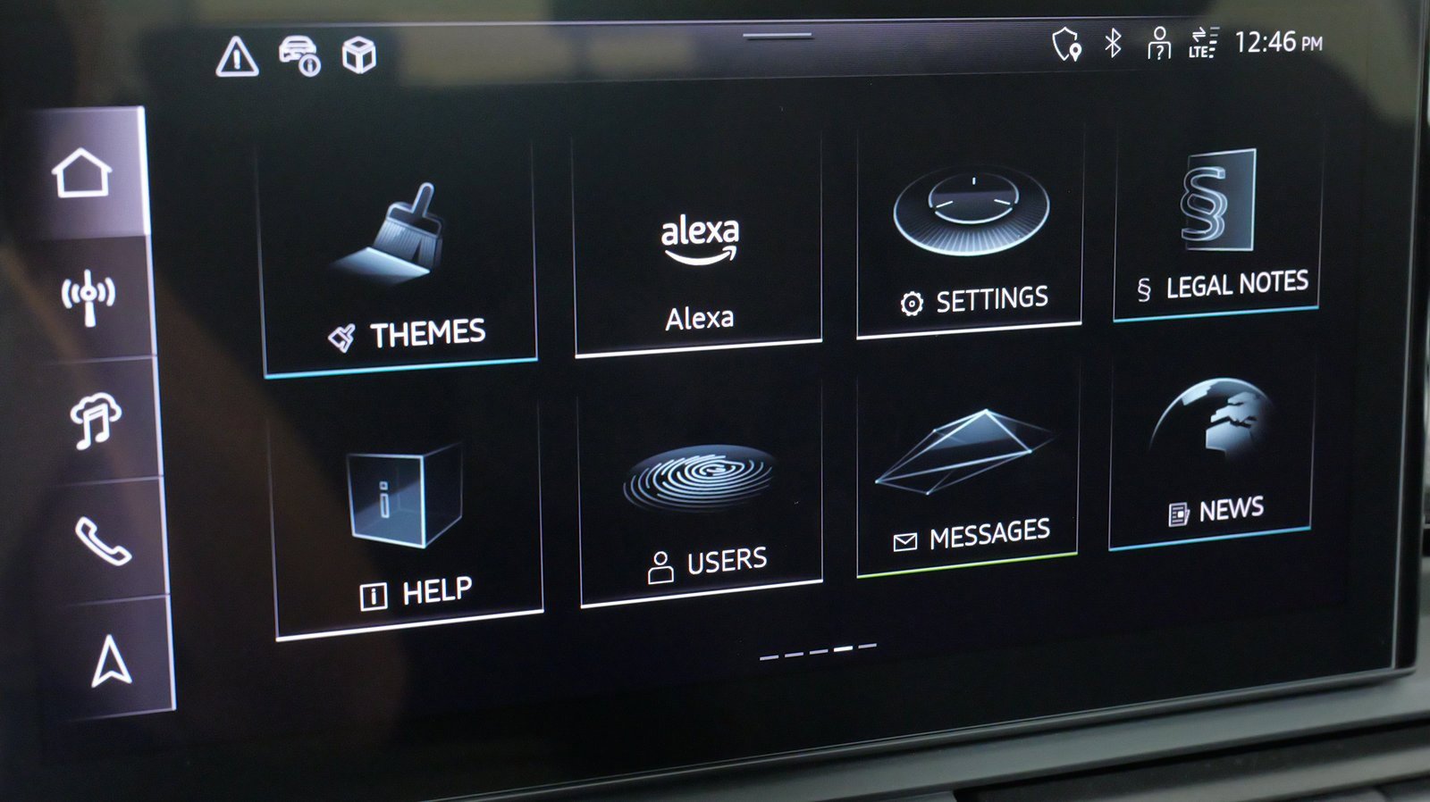 Used 2024 Audi Q5 e Premium Plus w/ Premium Plus Package image 61