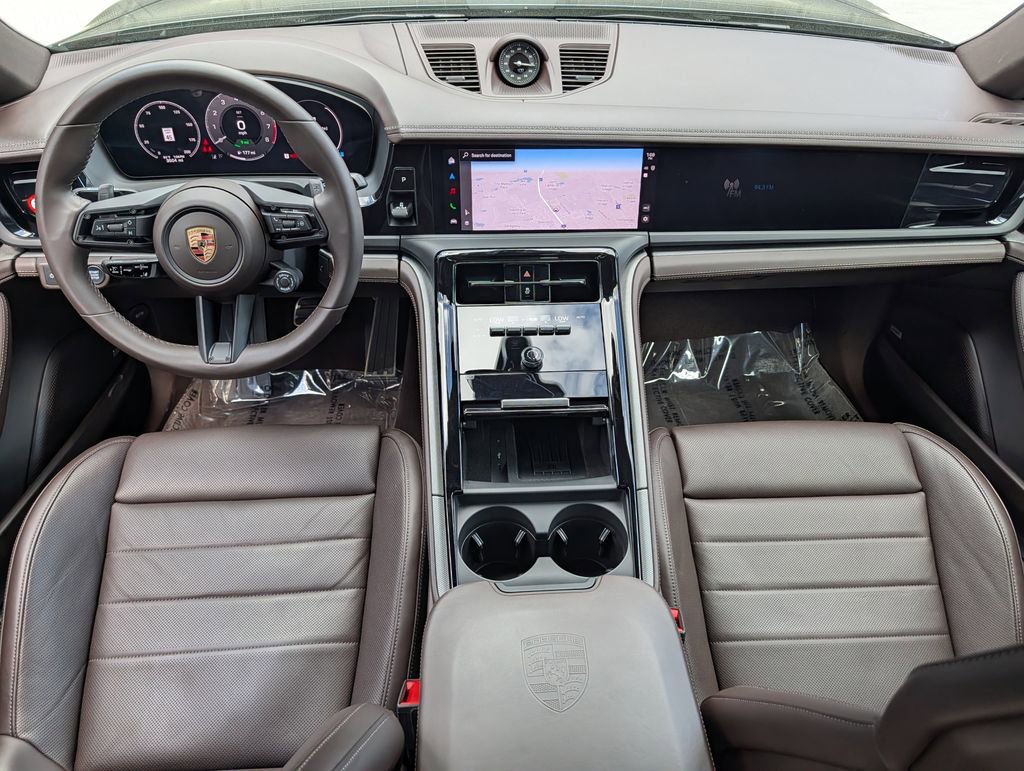 Used 2025 Porsche Panamera 4 image 12