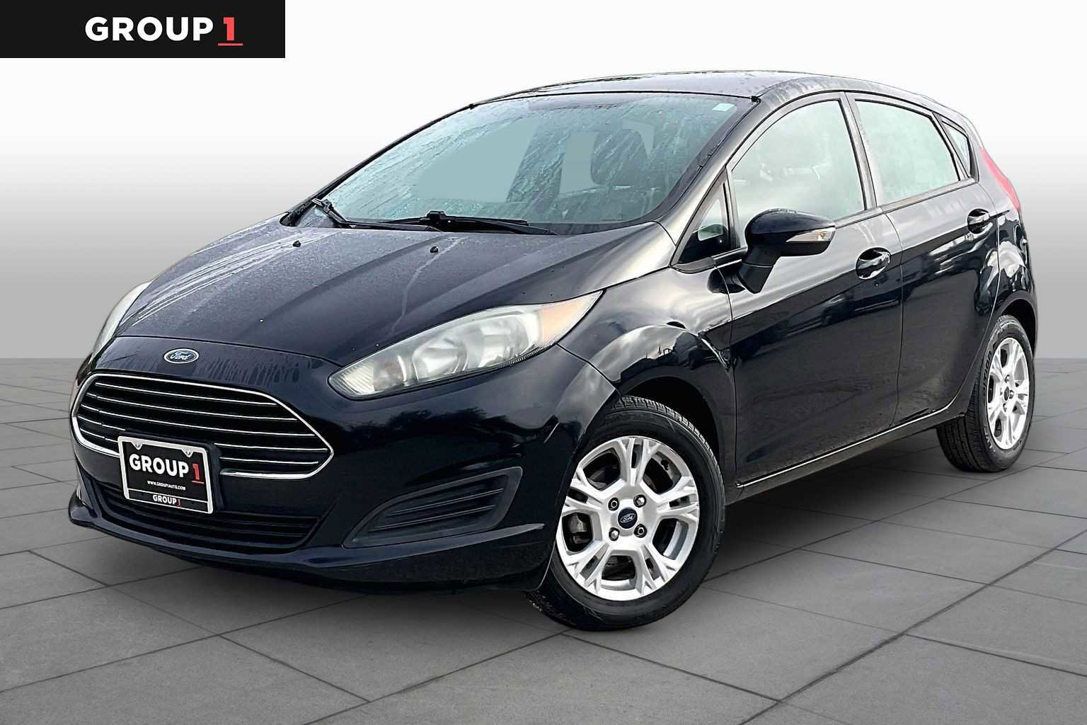Used 2016 Ford Fiesta SE FWD image 1