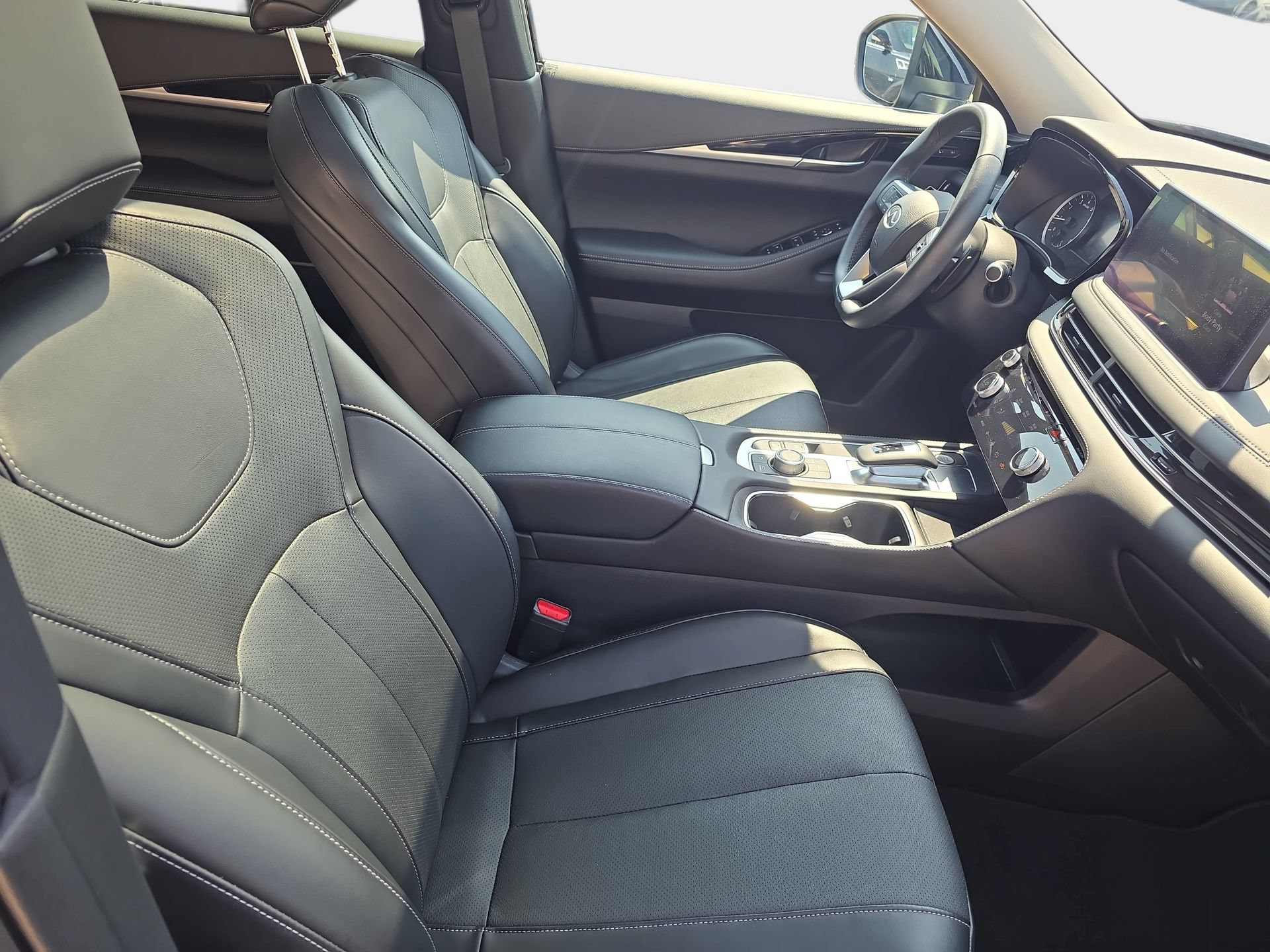 Certified 2025 INFINITI QX60 Pure AWD/4WD image 10