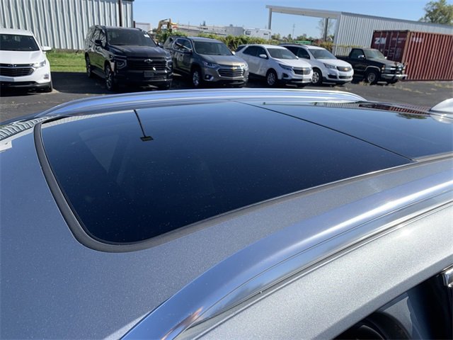 Used 2023 Buick Envision Avenir image 19