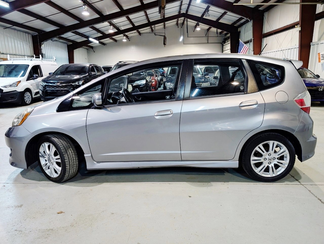 Used 2010 Honda Fit Sport image 3