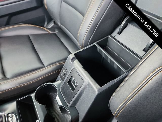 Used 2024 Ford Bronco Badlands image 40