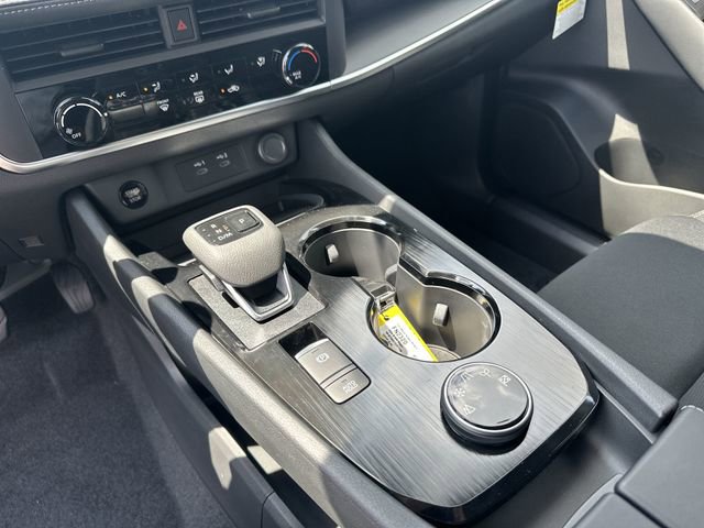 New 2026 Nissan Rogue S image 25