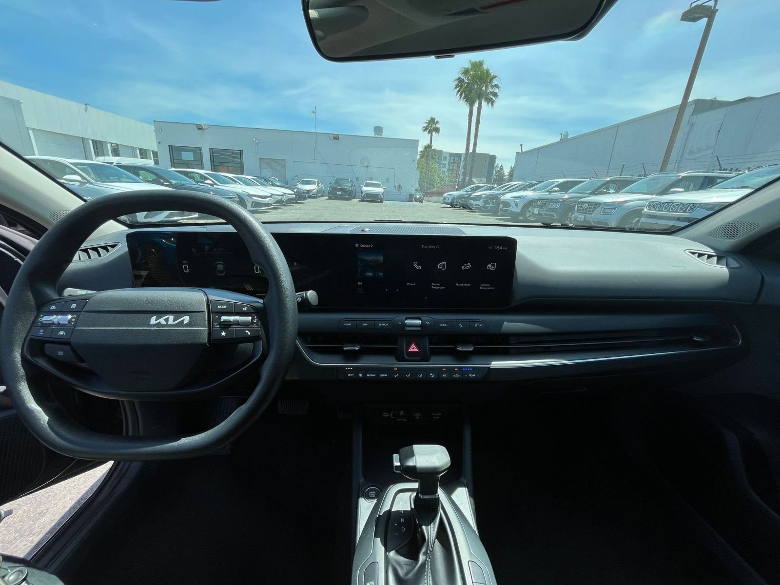 Used 2025 Kia K4 FWD image 32