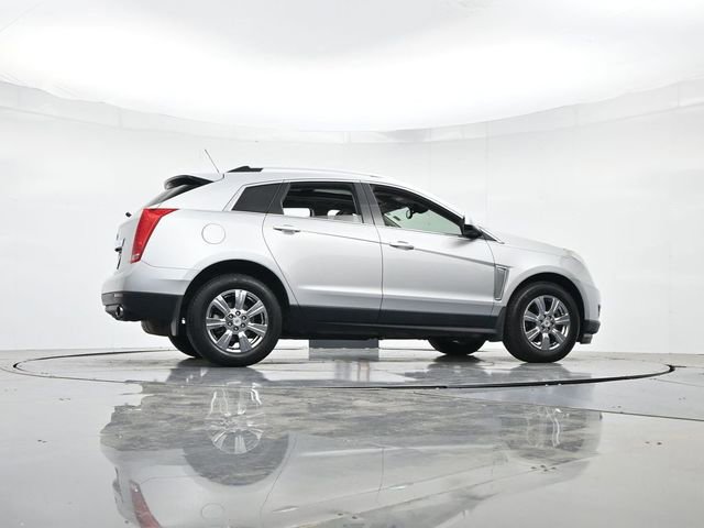 Used 2016 Cadillac SRX Luxury w/ Driver Awareness Package AWD/4WD image 30