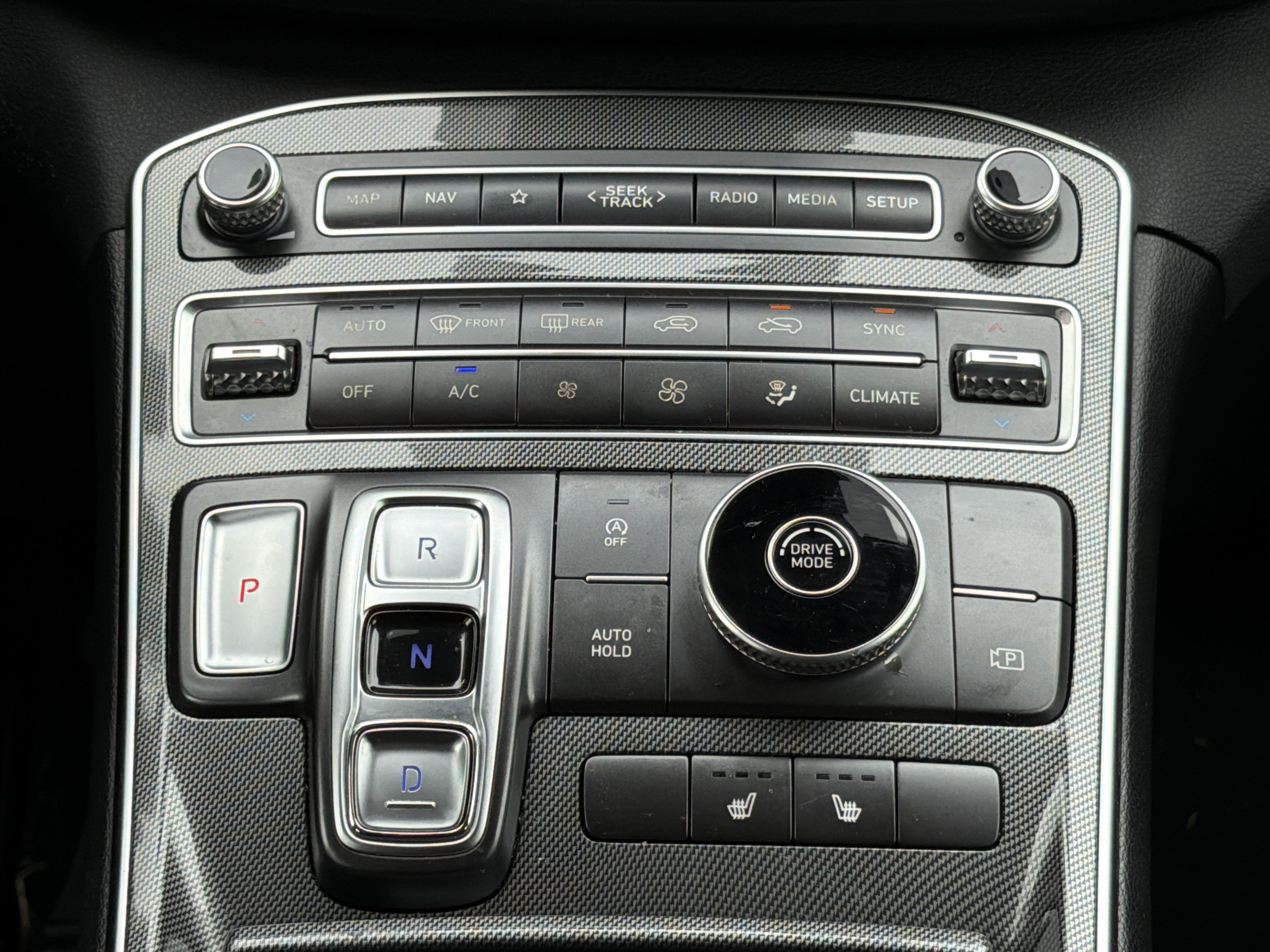 Used 2023 Hyundai Santa Fe SEL FWD image 6