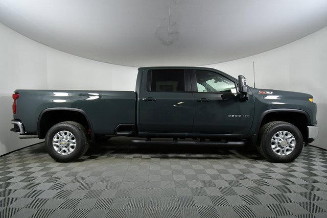 New 2026 Chevrolet Silverado 3500 LT w/ Safety Package image 15