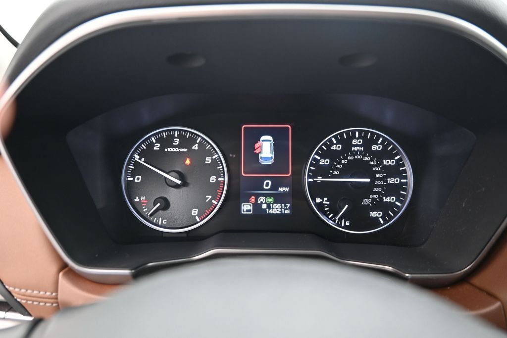 Used 2025 Subaru Outback Touring AWD/4WD image 11