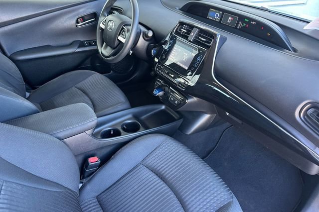 Used 2016 Toyota Prius Two image 18