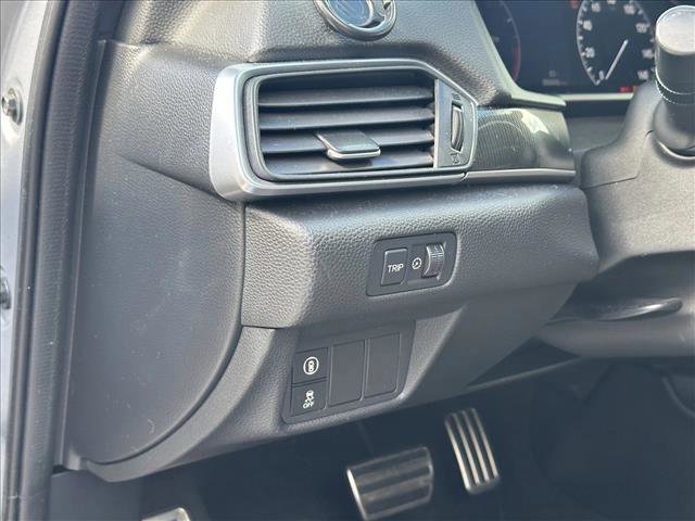 Used 2018 Honda Accord Sport image 19