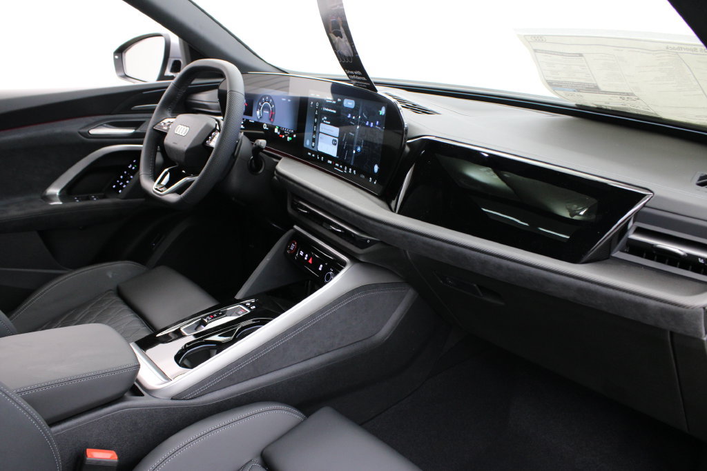 New 2026 Audi SQ5 Premium Plus AWD/4WD image 25