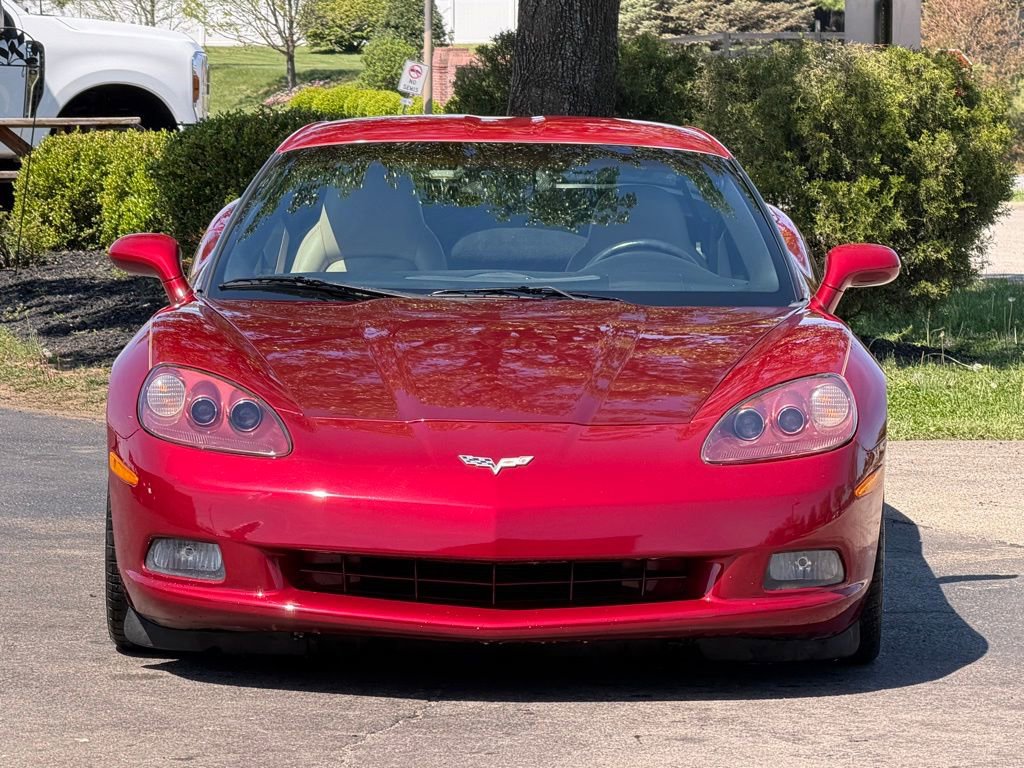 Used 2008 Chevrolet Corvette Coupe w/ Preferred Equipment Group image 2