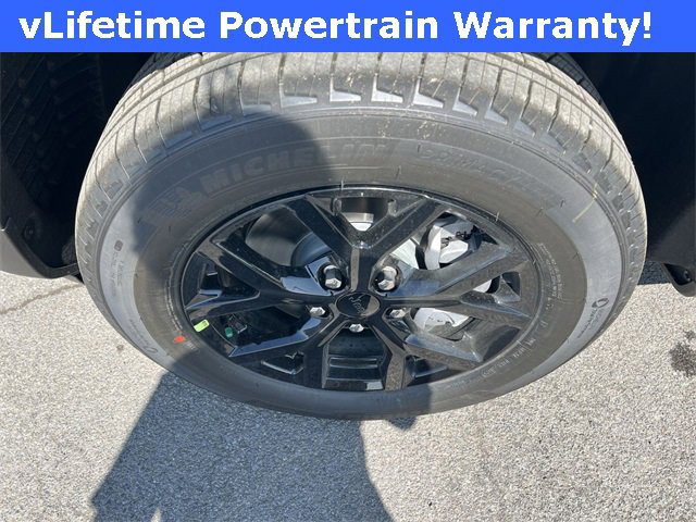 New 2025 Jeep Grand Cherokee L Laredo image 12