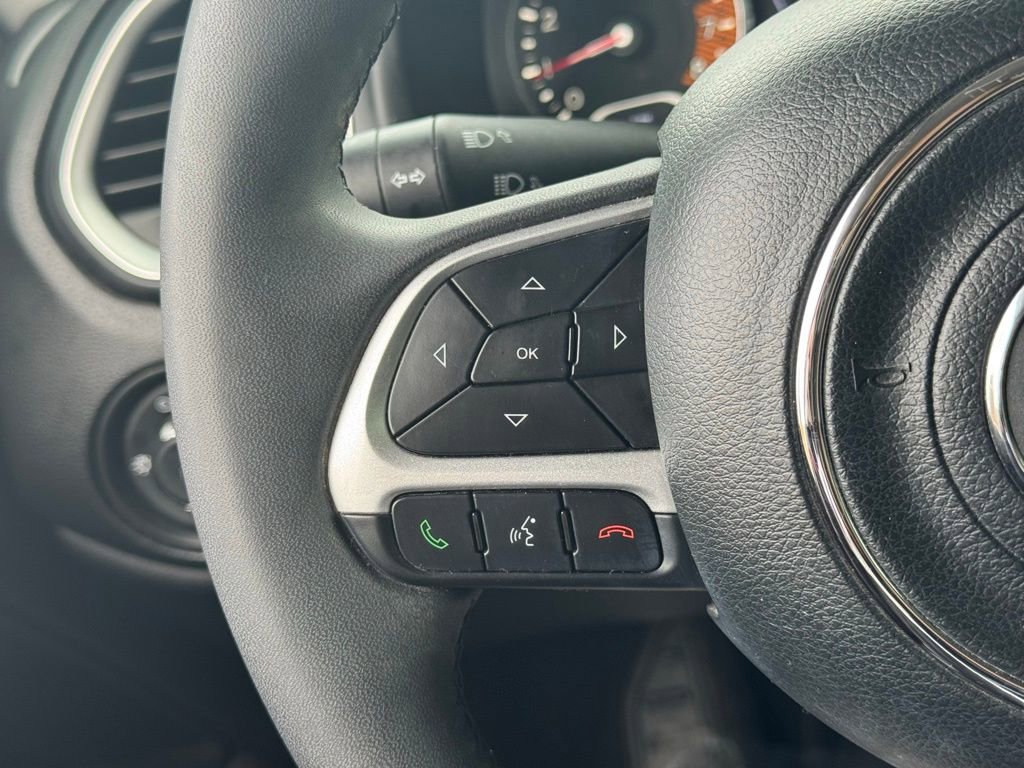 Used 2019 Jeep Renegade Latitude image 25