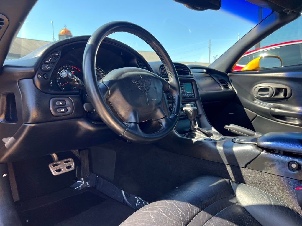 Used 2002 Chevrolet Corvette Convertible w/ Preferred Equipment Group2 image 33