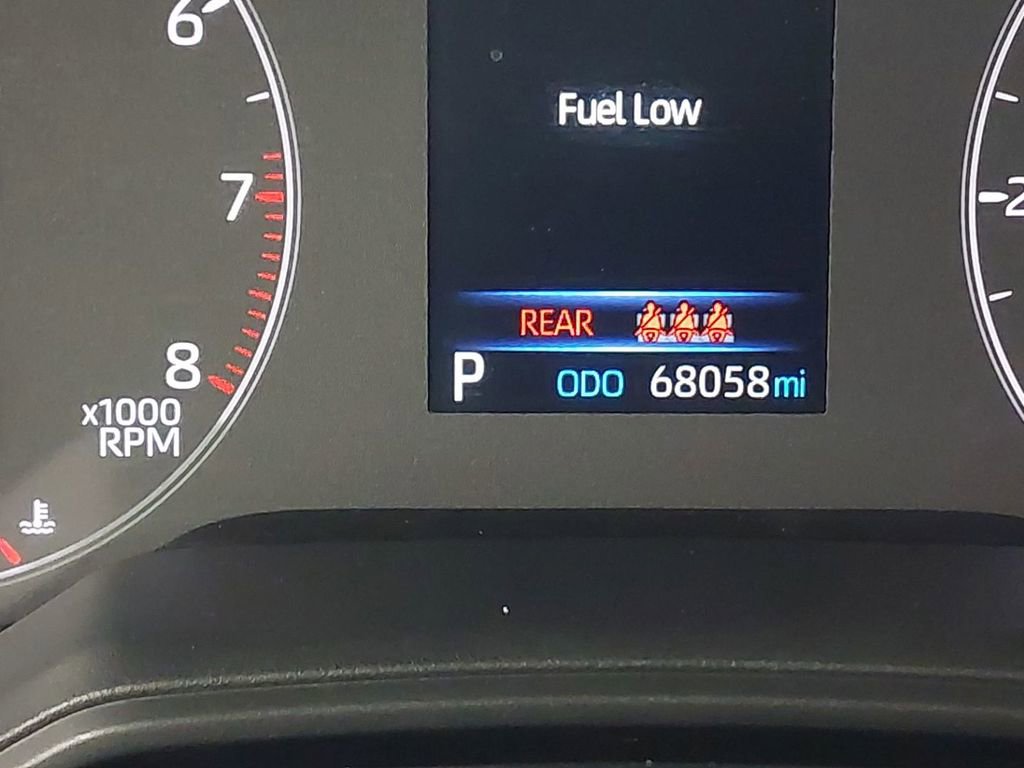 Used 2023 Toyota Corolla Cross L image 43