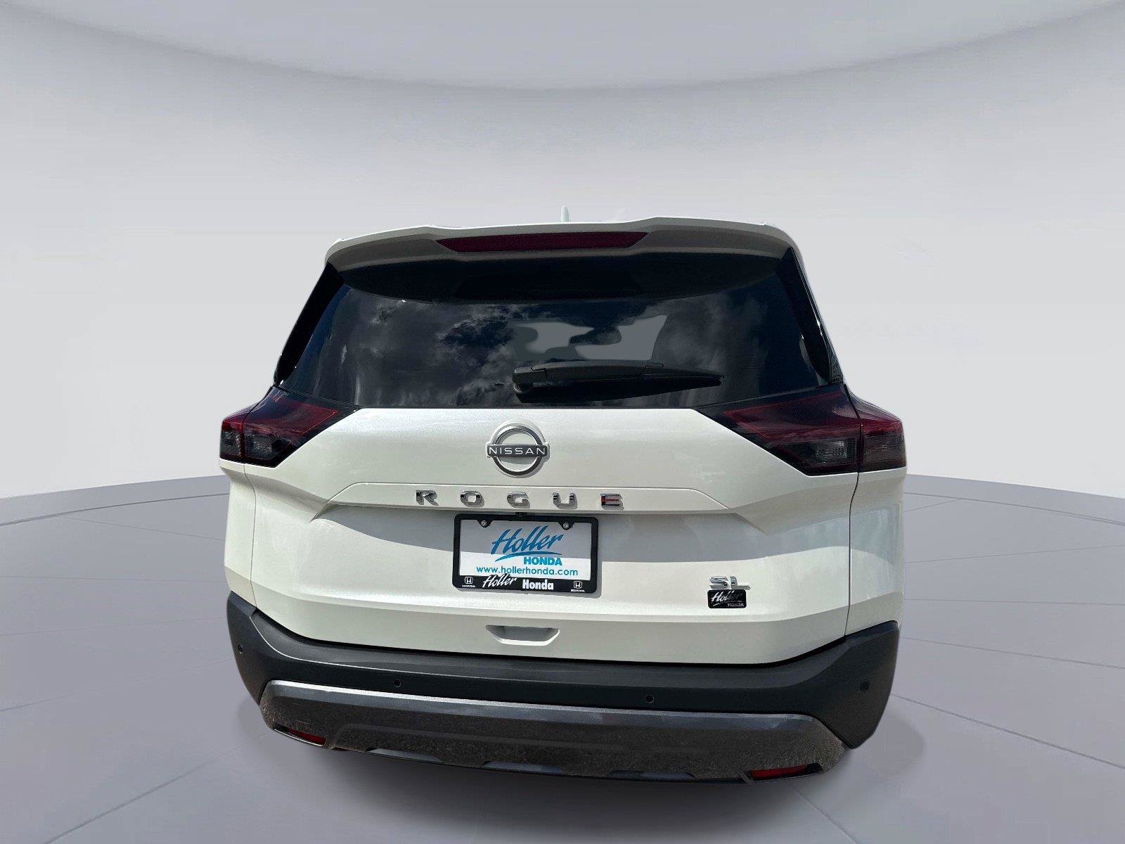 Used 2023 Nissan Rogue SL w/ SL Premium Package FWD image 5