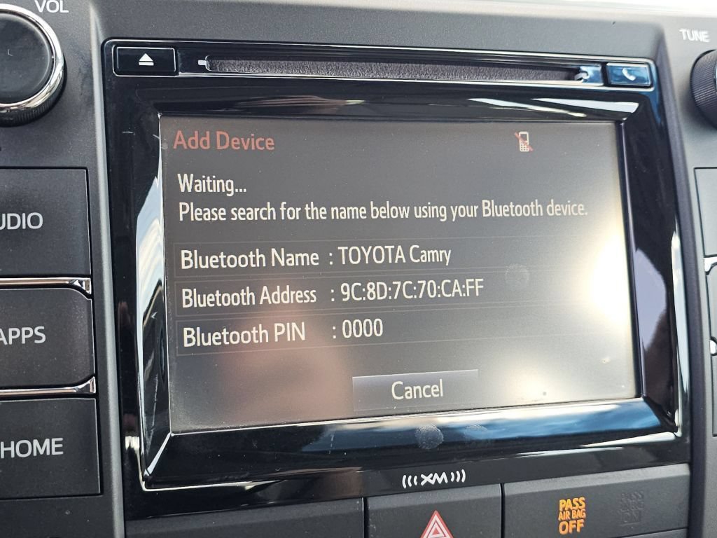 Used 2017 Toyota Camry XLE w/ Moonroof Package FWD image 14