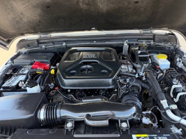 Used 2020 Jeep Wrangler Unlimited Sport S AWD/4WD image 18