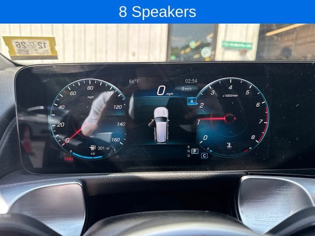 Used 2022 Mercedes-Benz GLB 250 4MATIC image 14