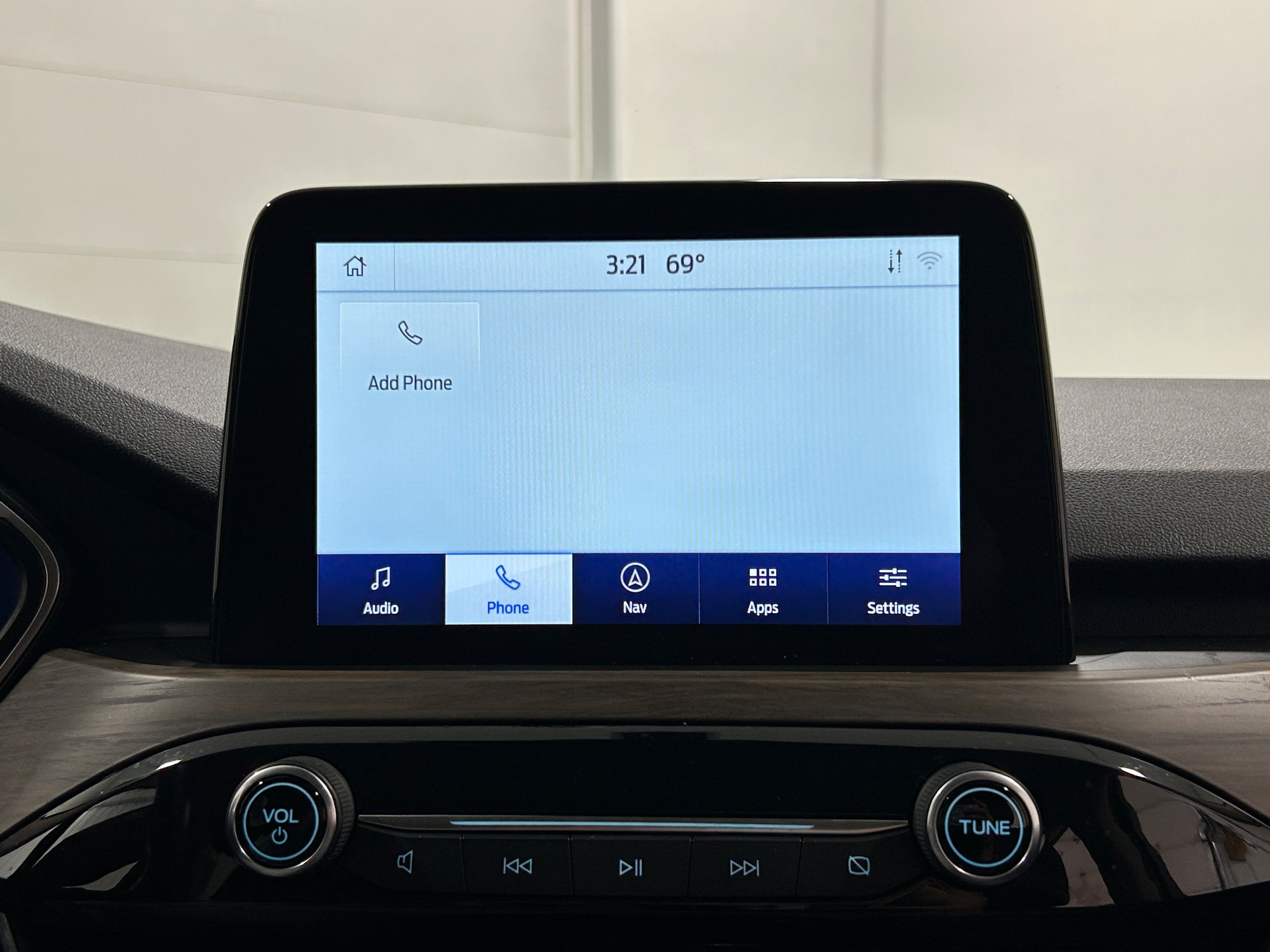 Used 2020 Ford Escape Titanium AWD/4WD image 6