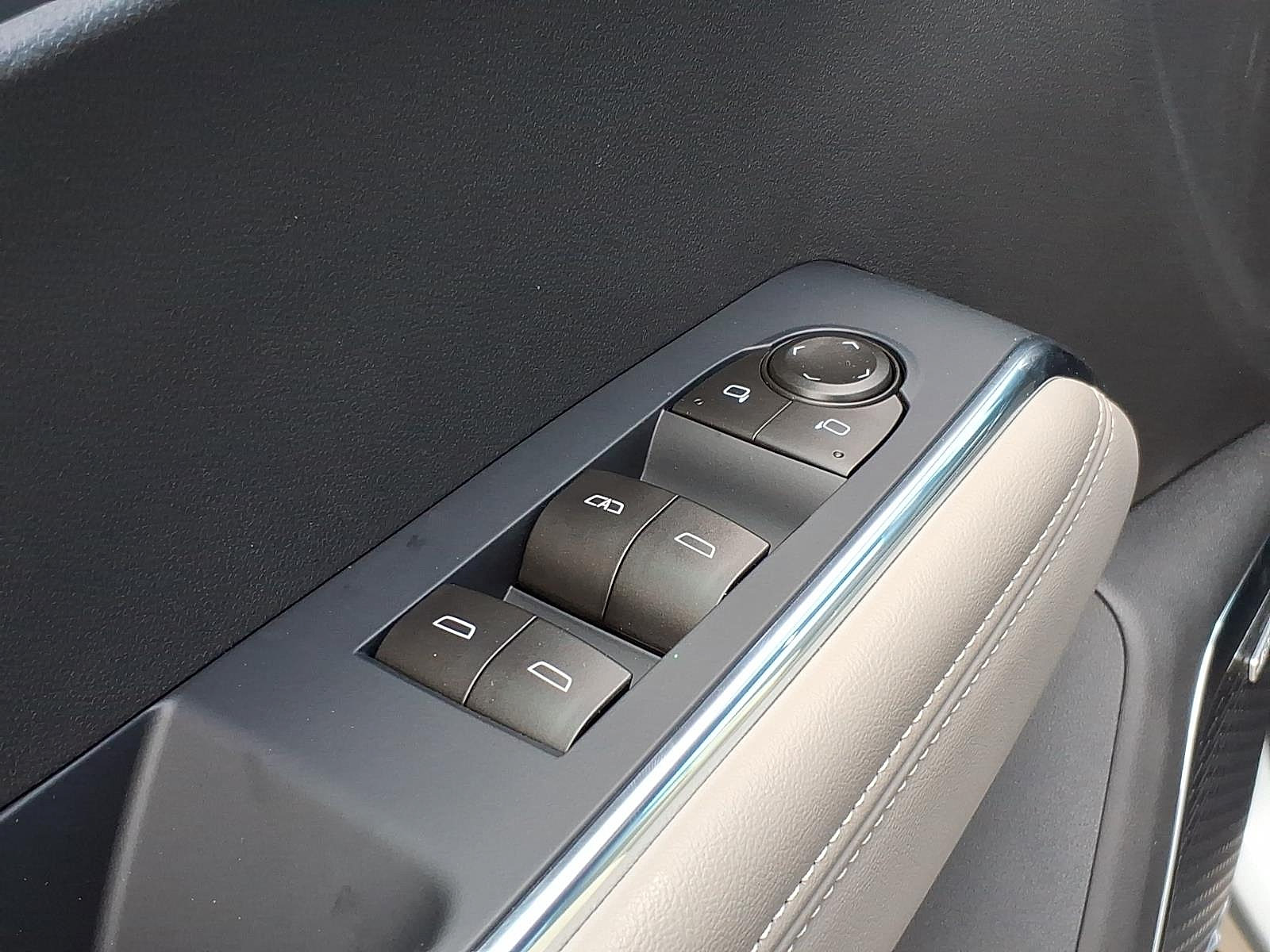 New 2027 GMC Acadia Elevation w/ LPO, Floor Liner Package AWD/4WD image 16