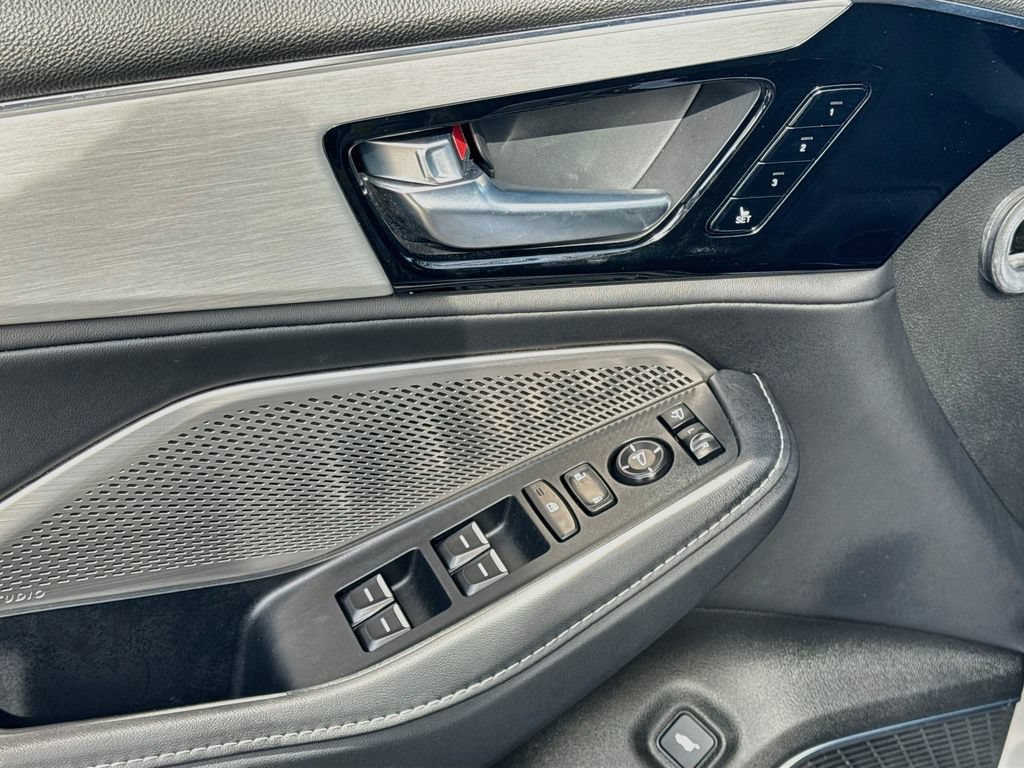 Used 2024 Acura MDX w/ Technology Package FWD image 19