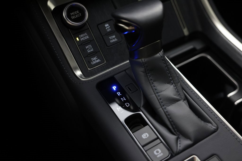 Used 2025 Lexus GX 550 image 27