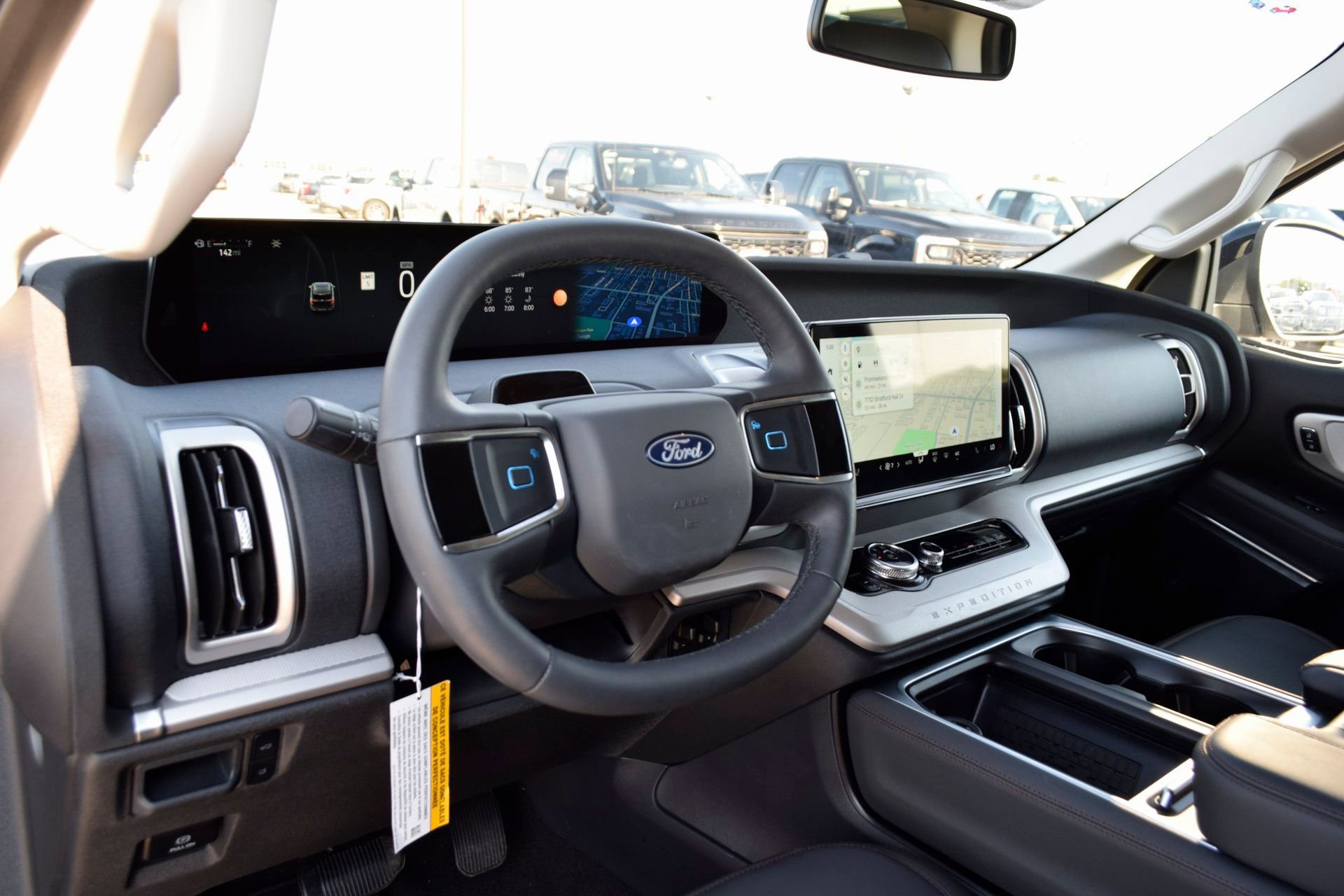 New 2025 Ford Expedition Active image 17