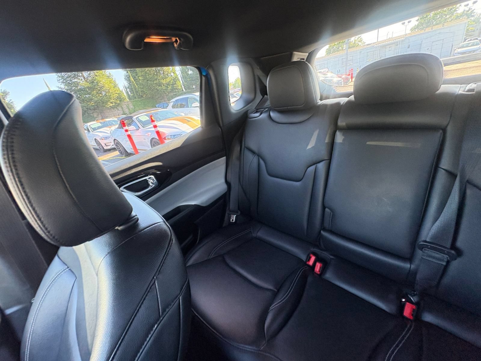 Used 2025 Jeep Compass Limited AWD/4WD image 40