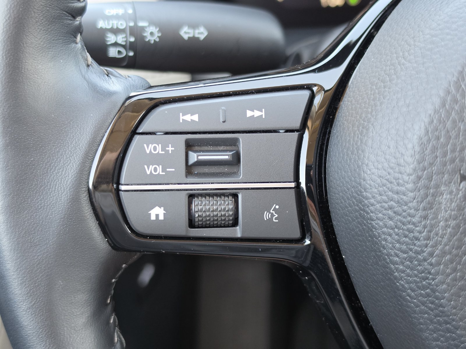 Used 2026 Honda HR-V EX-L image 18