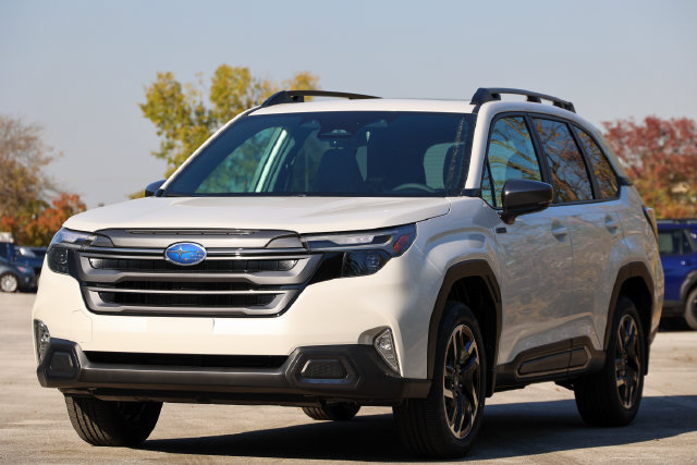 New 2026 Subaru Forester Limited AWD/4WD image 2