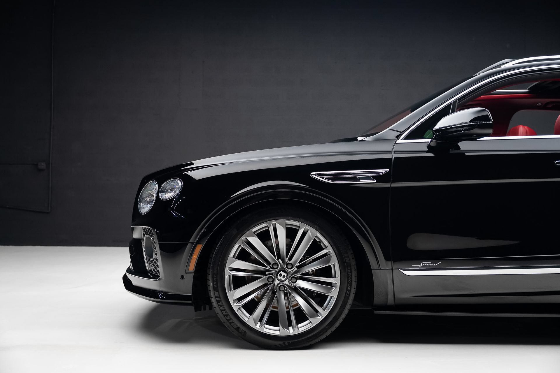Used 2022 Bentley Bentayga Speed AWD/4WD image 18