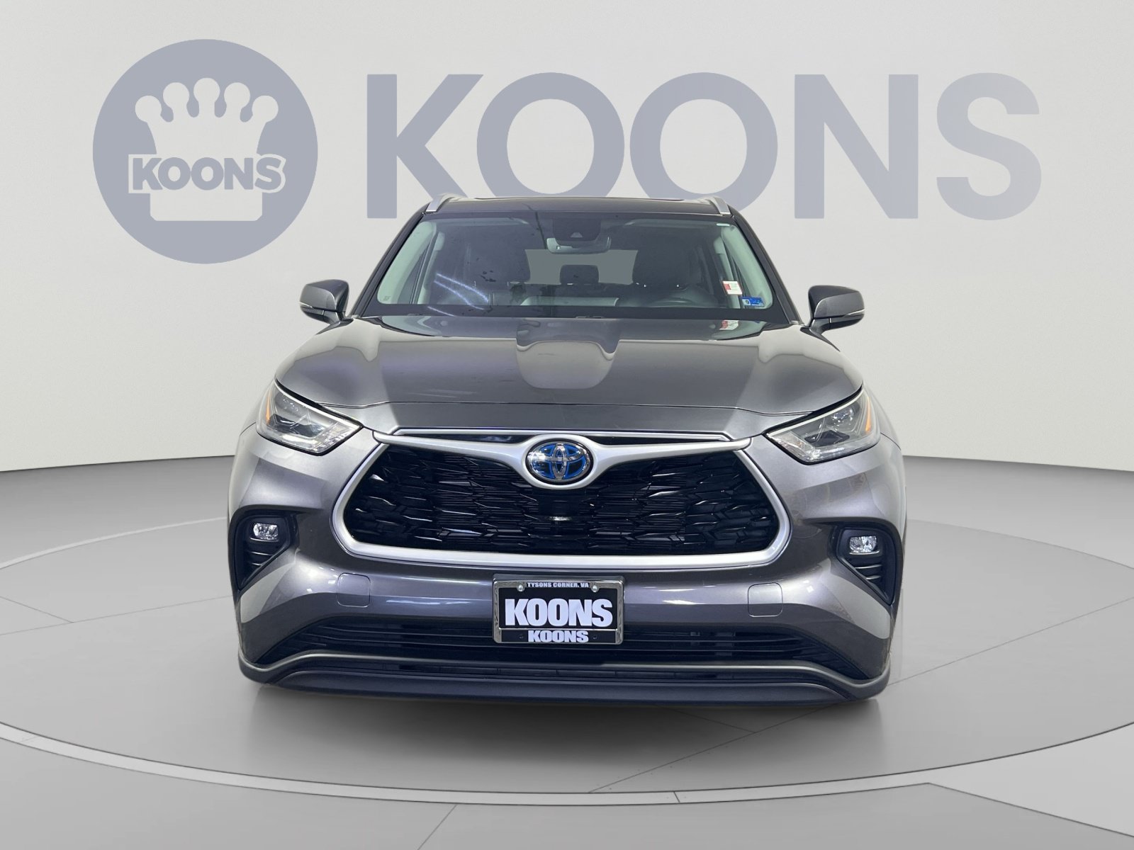 Used 2023 Toyota Highlander XLE AWD/4WD image 11