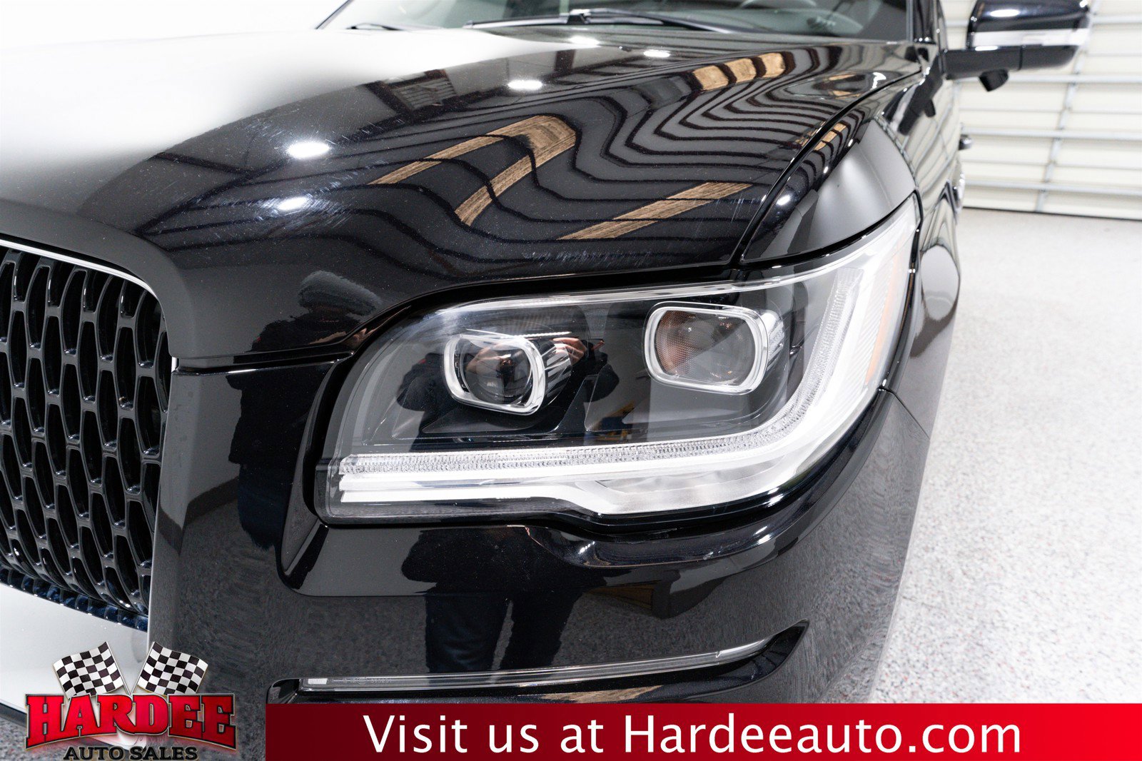 Used 2024 Lincoln Navigator Reserve w/ Equipment Group 201A image 8