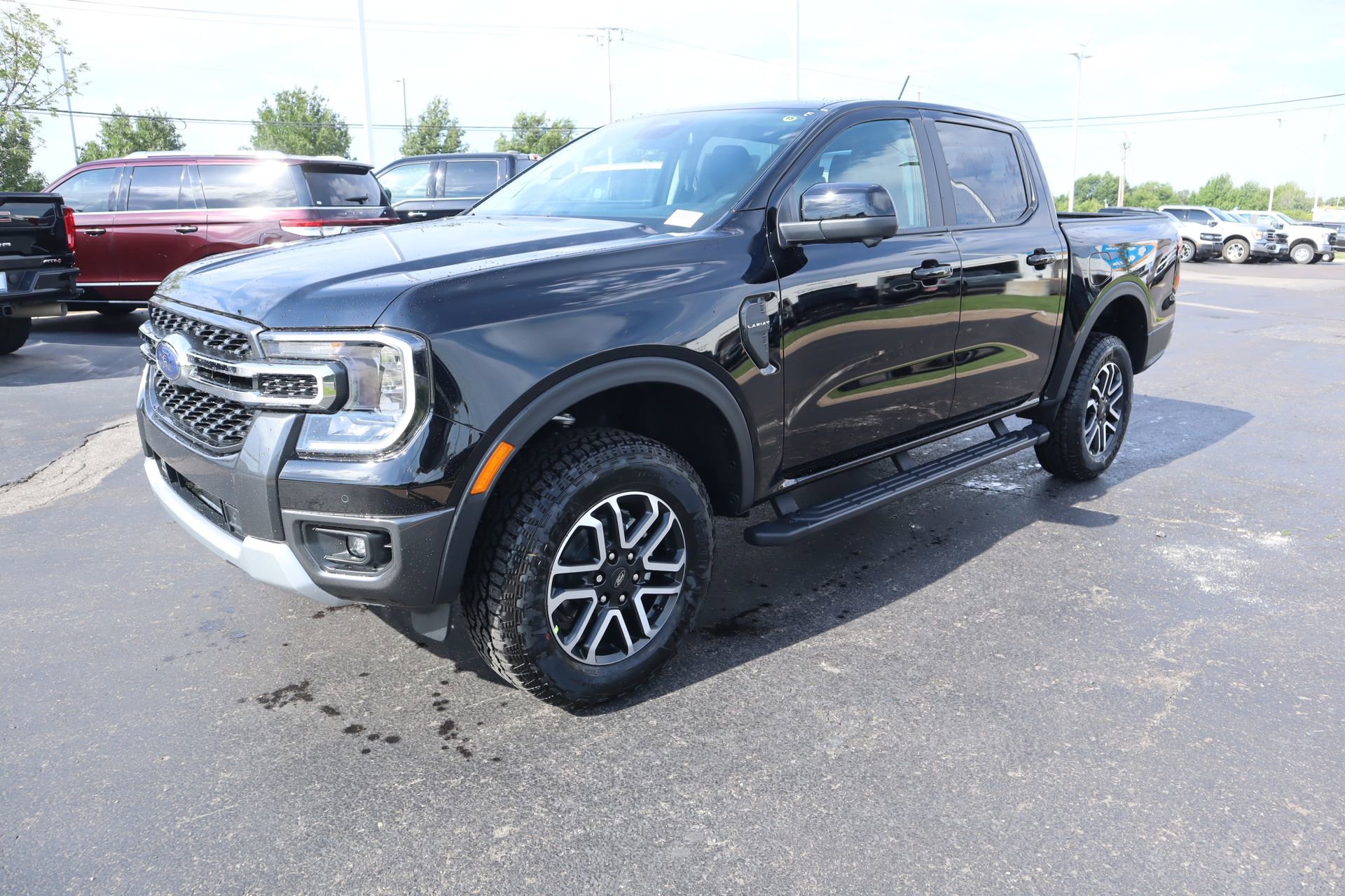 New 2026 Ford Ranger Lariat w/ FX4 Off-Road Package AWD/4WD image 12