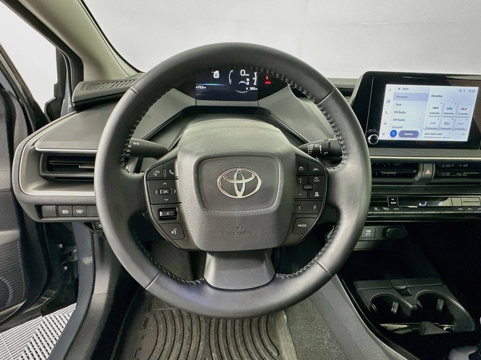 Certified 2025 Toyota Prius LE AWD/4WD image 11