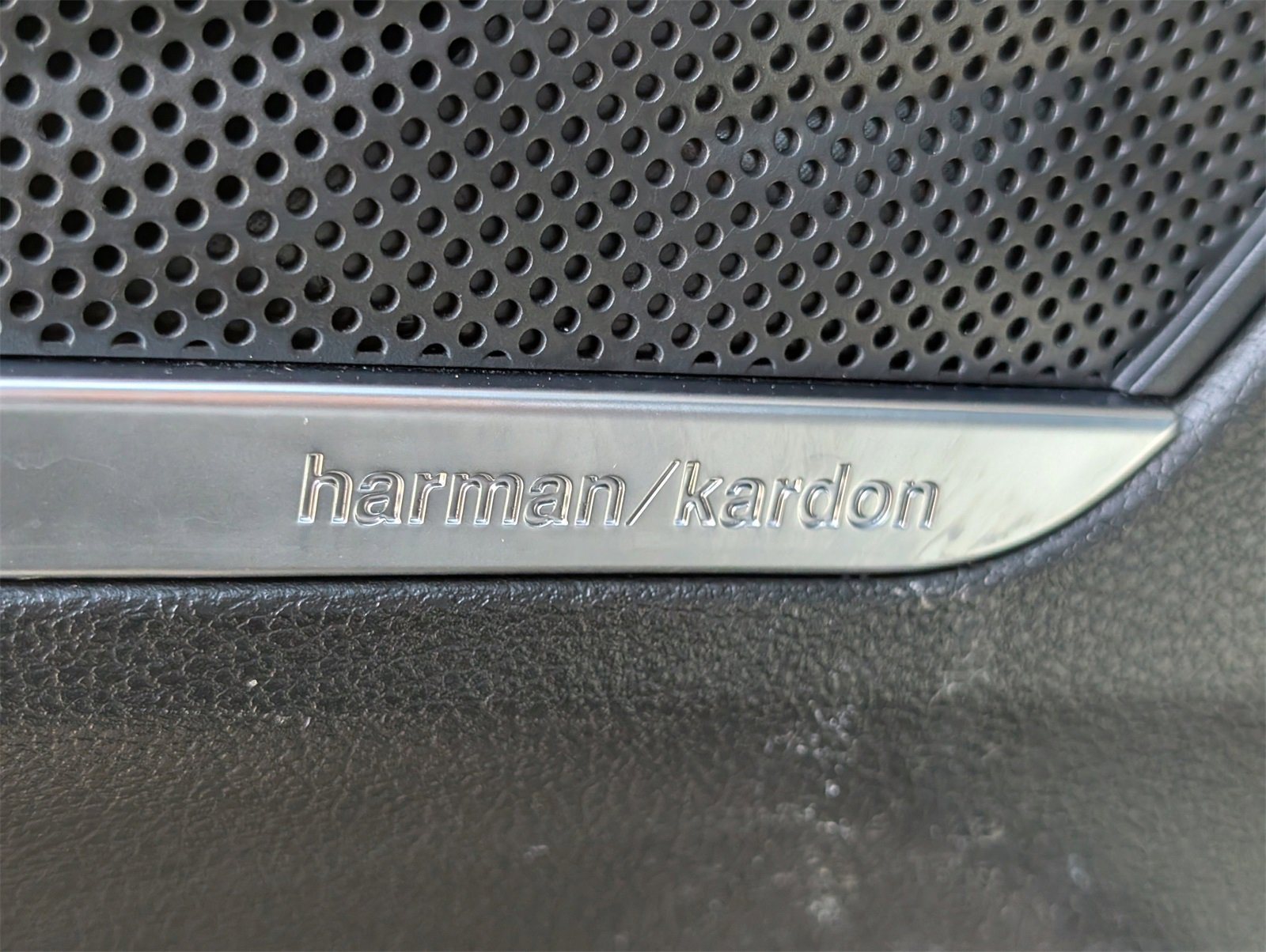 Used 2023 Hyundai Santa Fe Limited image 31