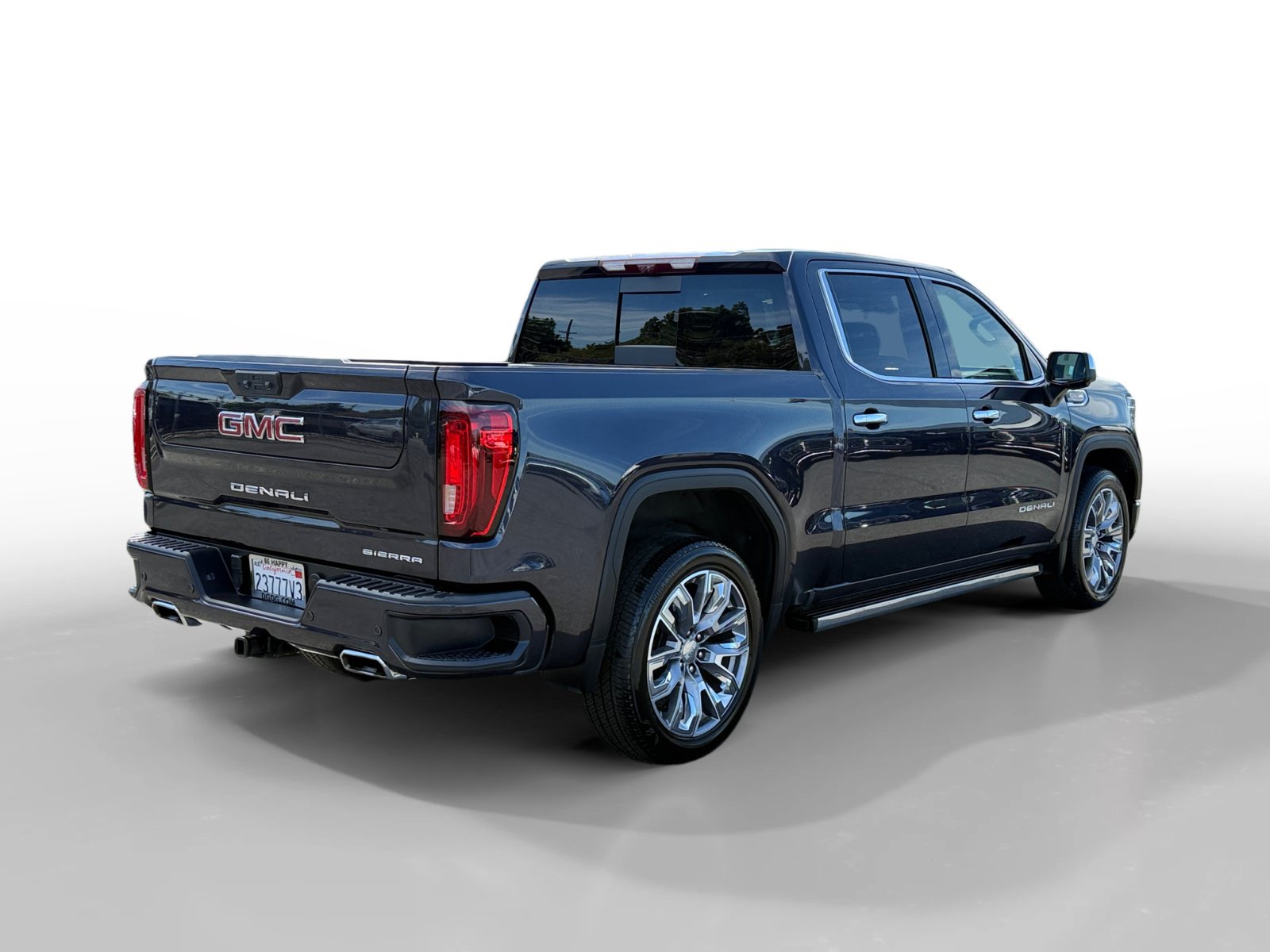 Used 2023 GMC Sierra 1500 Denali w/ Denali Reserve Package AWD/4WD image 5