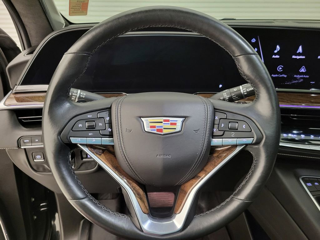 Used 2021 Cadillac Escalade Premium Luxury Platinum image 12