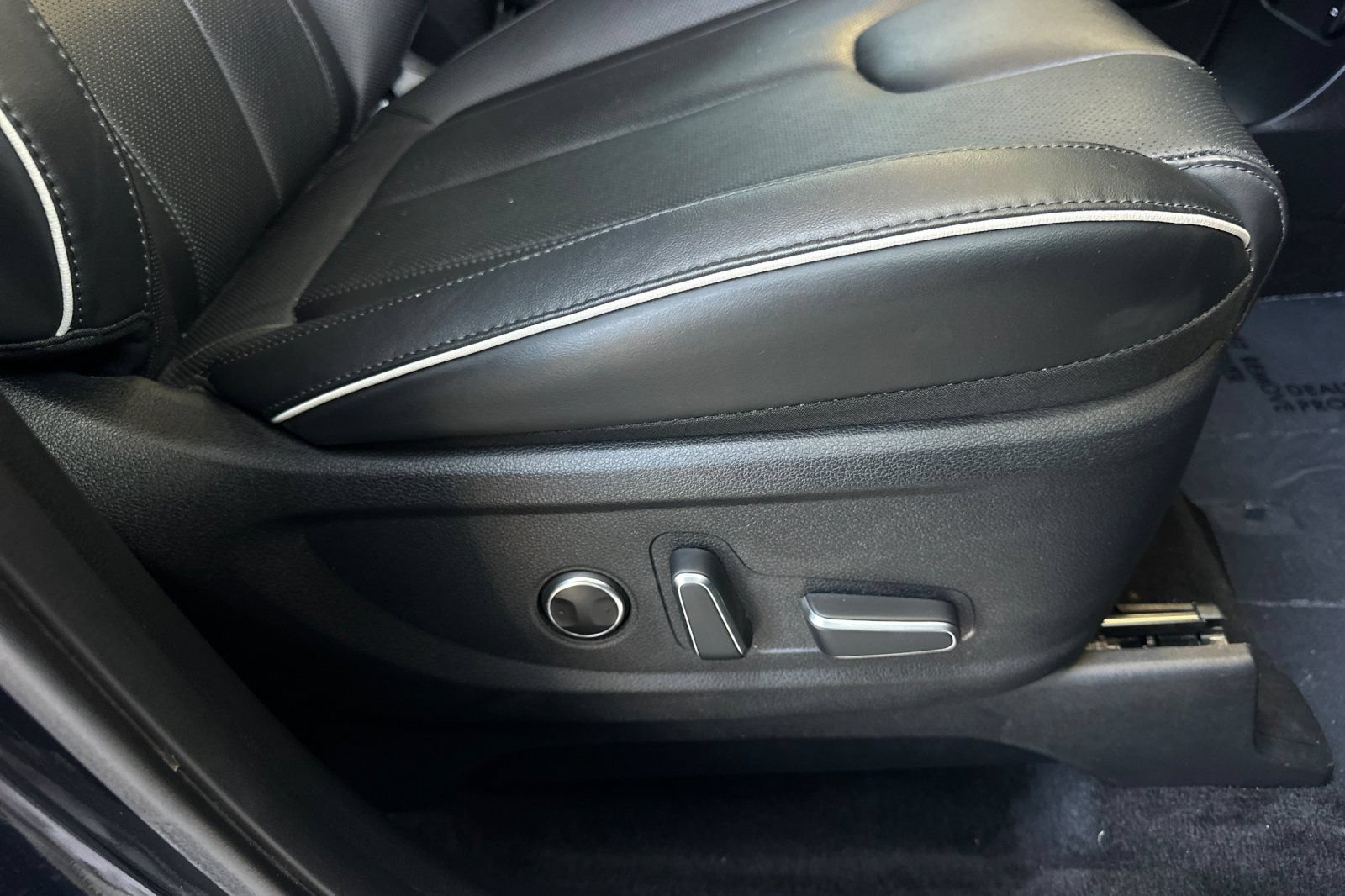 Used 2024 Hyundai Palisade SEL FWD image 24