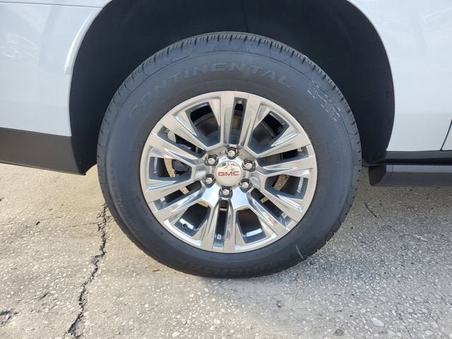 New 2026 GMC Yukon XL Denali w/ Sun & Power Step Package RWD image 6