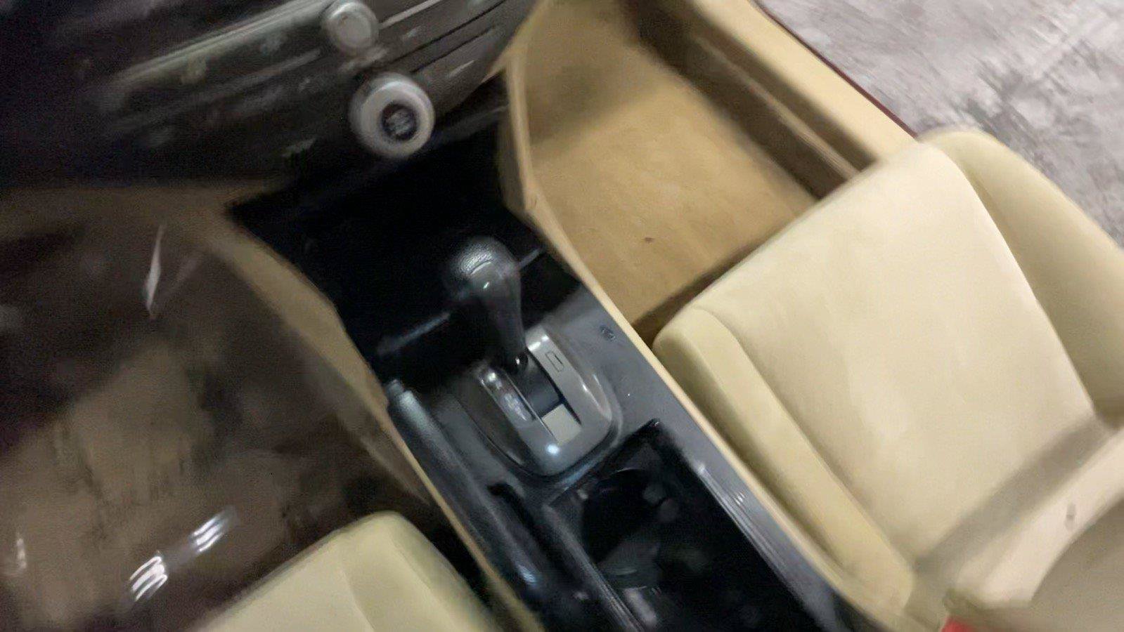 Used 2010 Honda Accord LX image 39