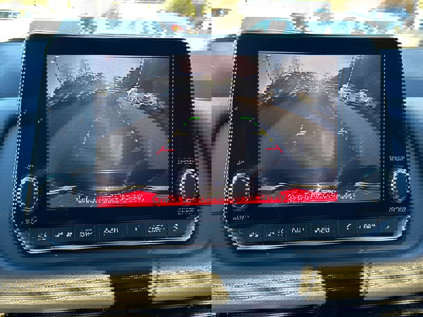 Used 2024 Nissan Rogue SV image 29